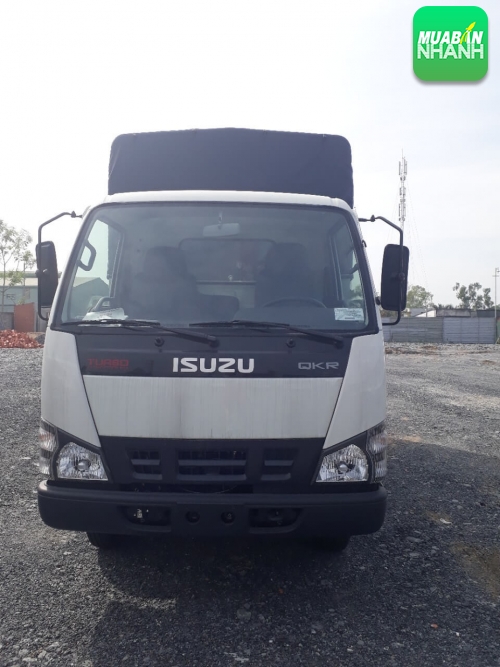 Giá xe tải Isuzu 2.9 tấn thùng mui bạt cần biết trước khi mua