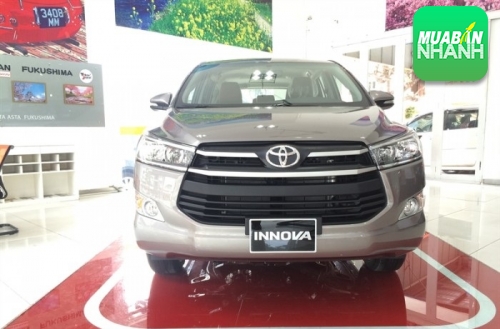 Innova 2018 giá bao nhiêu? Innova giảm giá đến 50 triệu, có xe giao ngay!